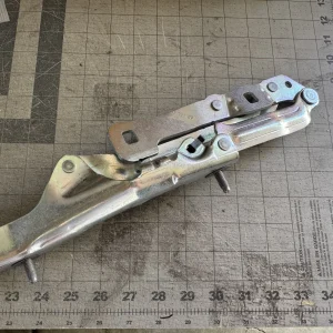 NEW OEM 17-22 Tesla Model 3 Trunk Hinge REAR RIGHT RR RH 1667398-00-B