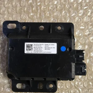 NEW OEM 17-19 Tesla Model 3 Center Console USB Data Charger Module 1093295-00-A