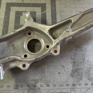 NEW OEM 2017-2019 Tesla Model 3 RIGHT-Front Spindle Knuckle 1044316-00-E